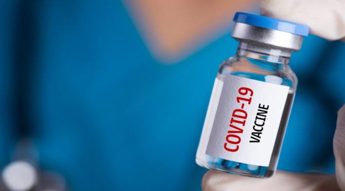Covid-19 vaccine would serve to health workers and population above the age of 65.