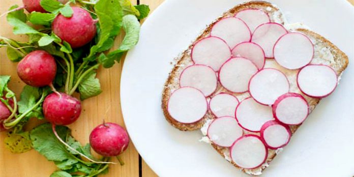 Radish is filled up with many vitamins and provides healthy advantages.