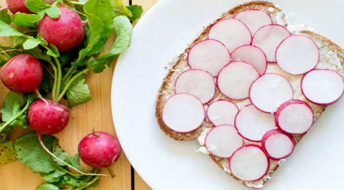 Radish is filled up with many vitamins and provides healthy advantages.