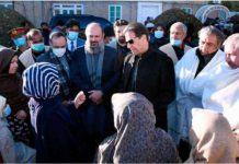 PM Imran Khan reaches Quetta to meet Hazara Community protesters