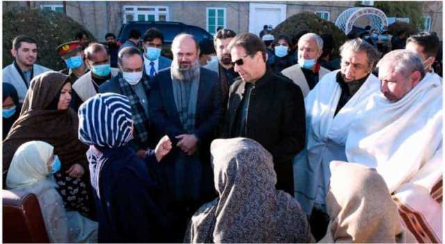 PM Imran Khan reaches Quetta to meet Hazara Community protesters