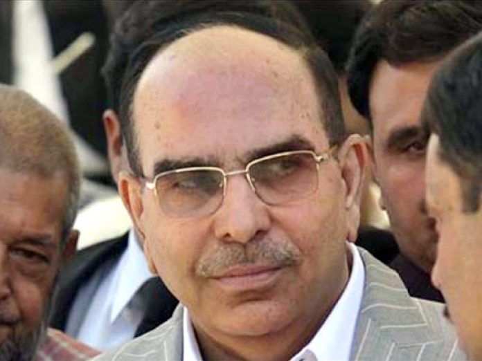 Lahore Airport, Malik Riaz & 2 others Denied giving Samples for Covid Test