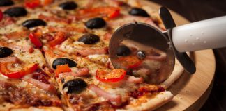 Top 5 Pizza Places In Karachi That Are Hard To Resist.