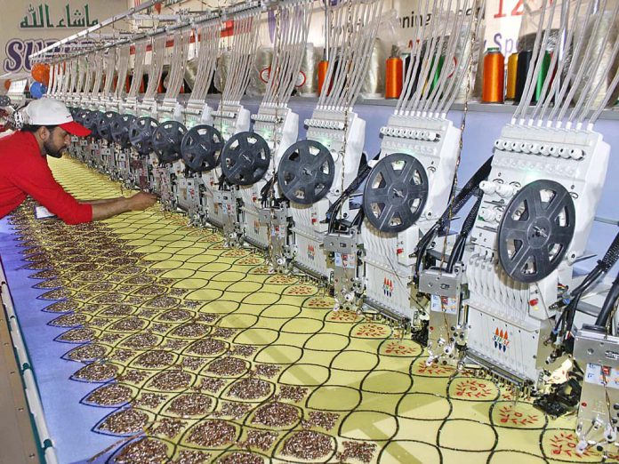 In Punjab 400, Textile Mills face closure on the 4th straight day.