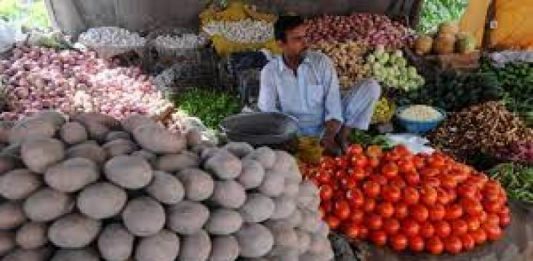 Price of onions and tomatoes hits historic high as floods disrupt supplies
