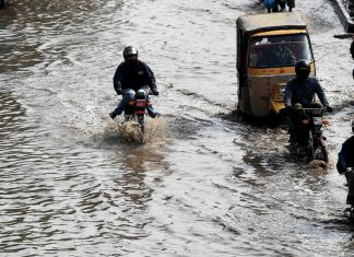 Friday Relief: Karachi Offices to Shut Early Amid Rain Emergency, Announces CM.